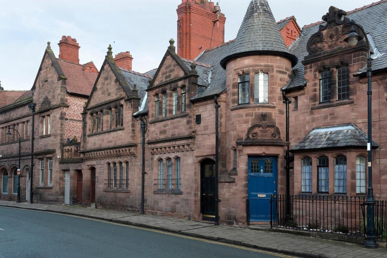 In The Heart Of Chester, Historical & Stylish Bagian luar foto