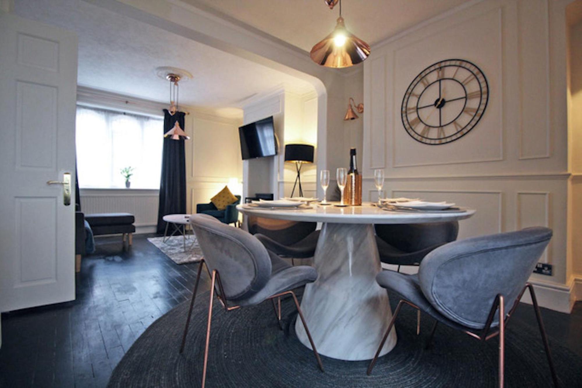 In The Heart Of Chester, Historical & Stylish Bagian luar foto